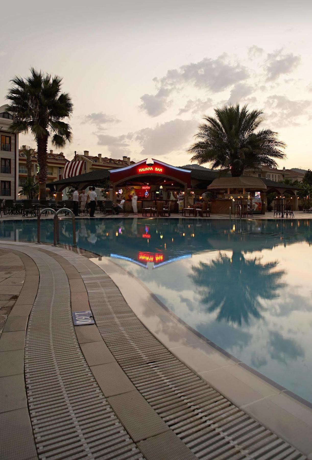 Club Anastasia - Family Hotel Marmaris Bagian luar foto